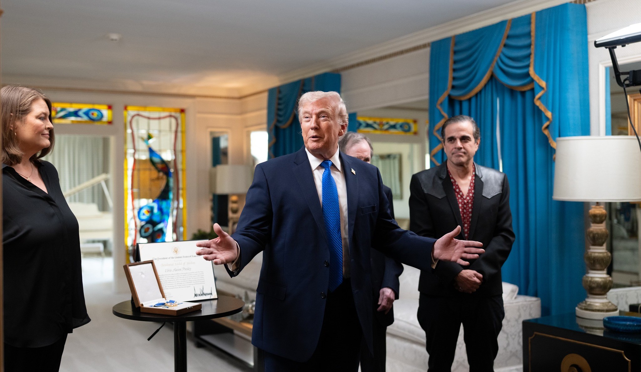 VSA-president, Donald Trump.