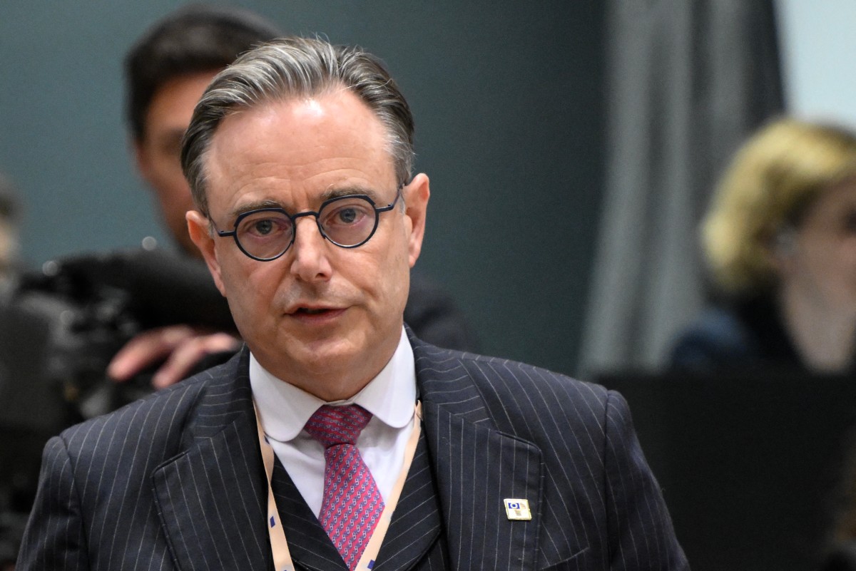 Ontmoet Belgiese eerste minister se kat: Van skuiling tot kollig