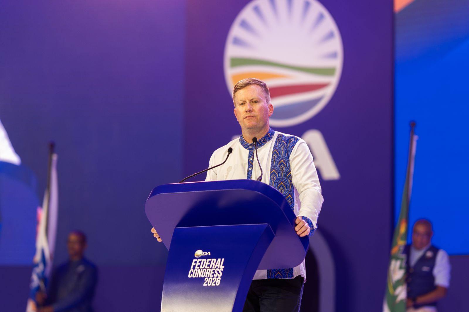 Dean Macpherson, minister van openbare.