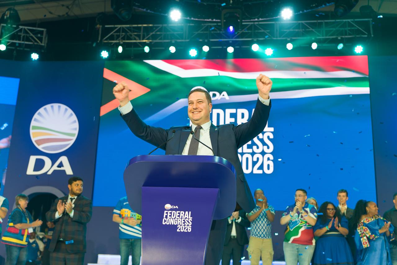 Geordin Hill-Lewis, burgemeester van Kaapstad, is die DA se nuwe federale leier.