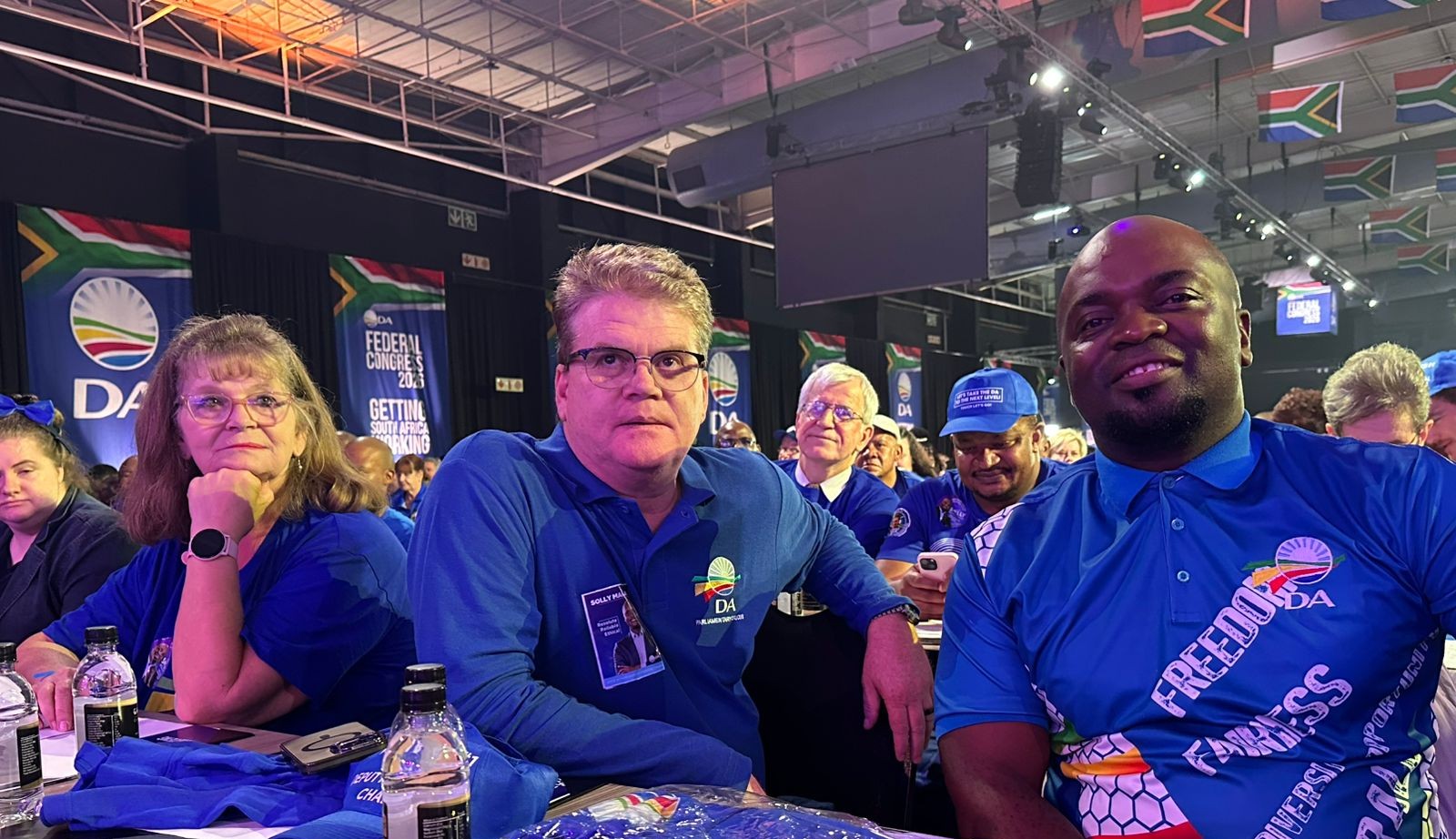 Solly Msimanga, DA-leier in Gauteng, Janho Engelbrecht, DA-LP en Valerie Dorfling, aktivis van Krugersdorp.