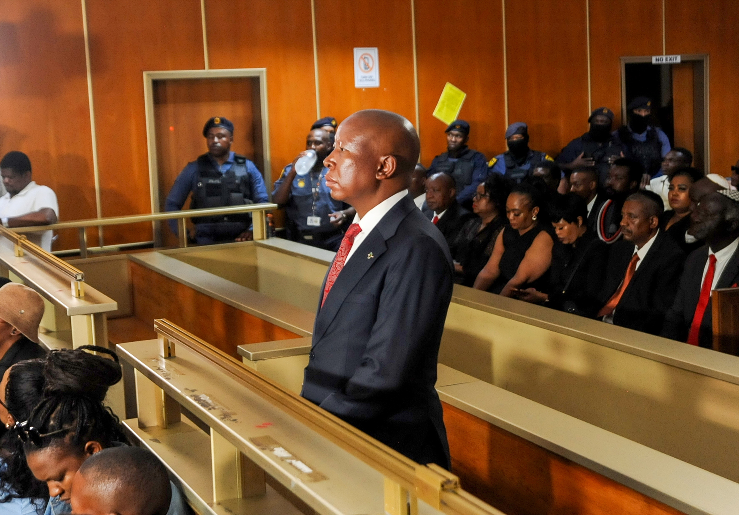 Julius Malema, EFF-leier, Woensdag in die landdroshof in KuGompo-stad (Oos-Londen). Foto: Gallo Images