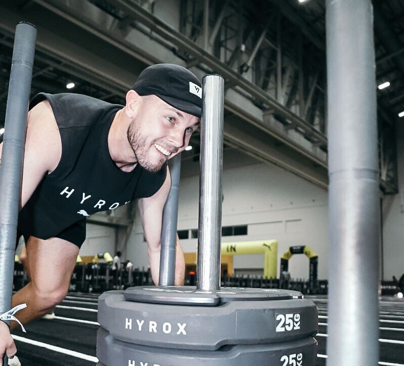 Rehan Le Maitre gedurende die Hyrox-kompetisie in Kaapstad.