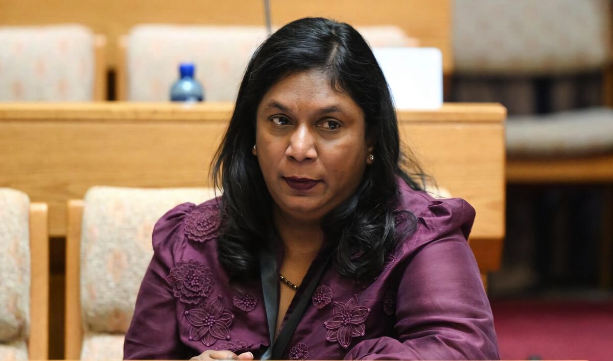 ‘Onmiddelike ontheffing’ vir Johnson, maar geen goue handdruk nie