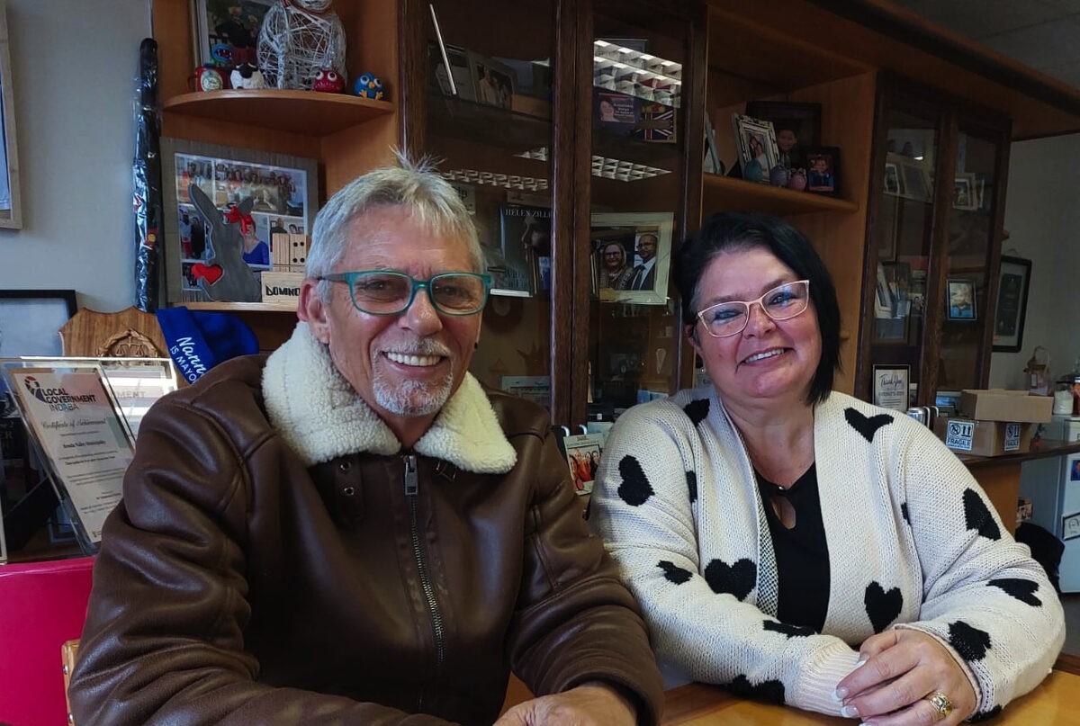 Koos en Antoinette Steyn is onderskeidelik die DA se burgemeesterskandidate vir die Breedevallei-munisipaliteit en Kaapse Wynland-distriksmunisipaliteit.
