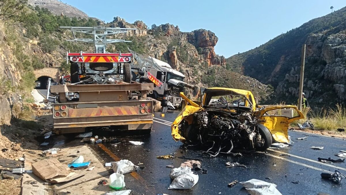 Die ongelukstoneel op Dutoitskloof-pas Dinsdagmiddag, 4 Augustus.