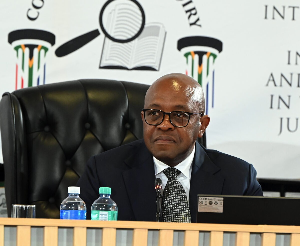 Mbuyiseli Madlanga.