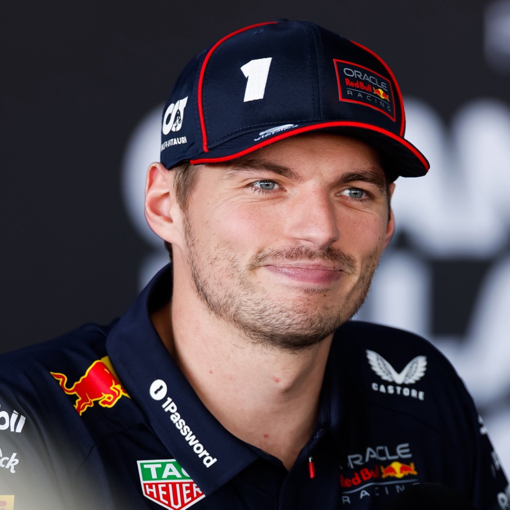 Verstappen het sy kontrak met Red Bull tot 2030 verleng.