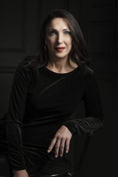 Dr. Linette van der Merwe.