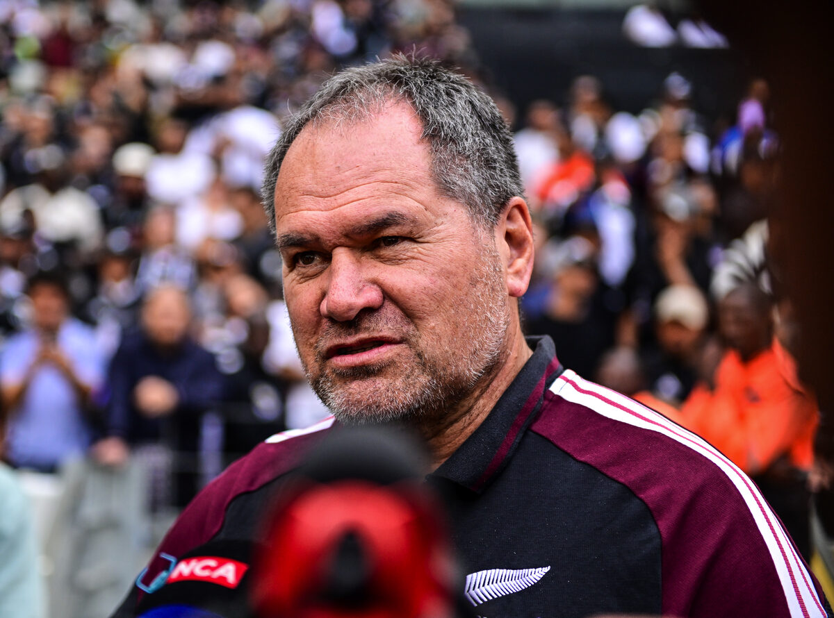 Dave Rennie, die hoofafrigter van die All Blacks.