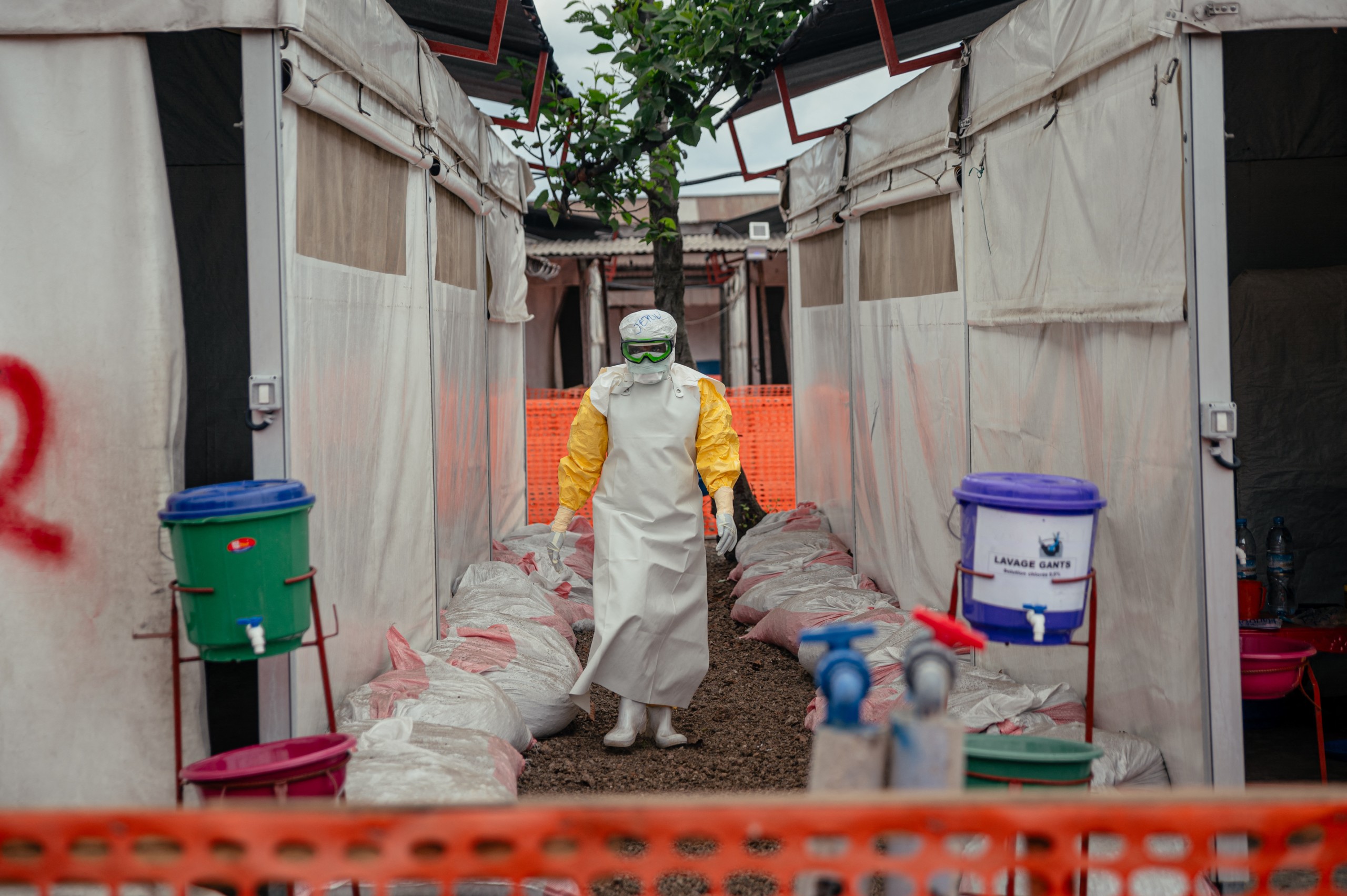 Ebola-uitbreking in die DRK eis meer as 3 000 lewens.
