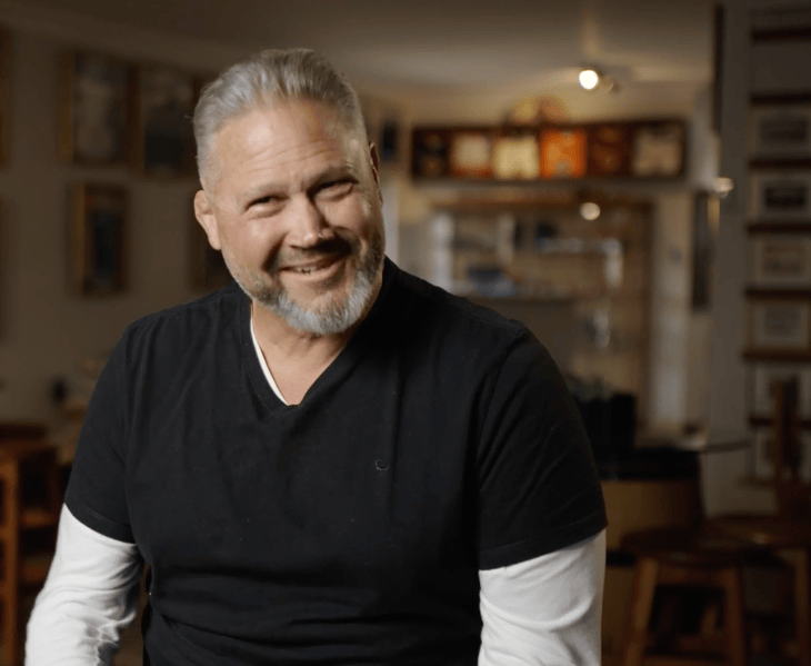 Ollie le Roux: “Dis deel van wie en wat ons is – en ons is blêrrie goed in dit.” Foto: Skermgreep